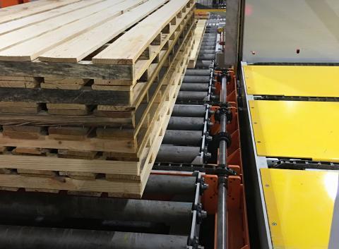 REL Engineered Solutions Advanced Material Handling Pallet Feeder